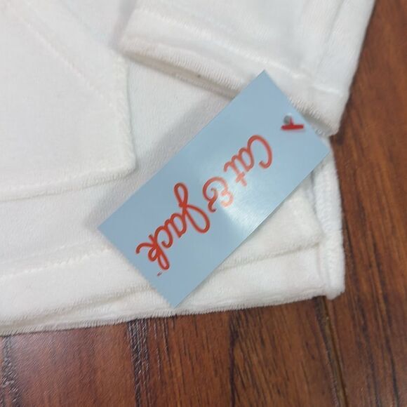 NWT Cat & Jack XS/S White Cover Up Top Full Zip Kangaroo Pockets Long Sleeve - Picture 4 of 7